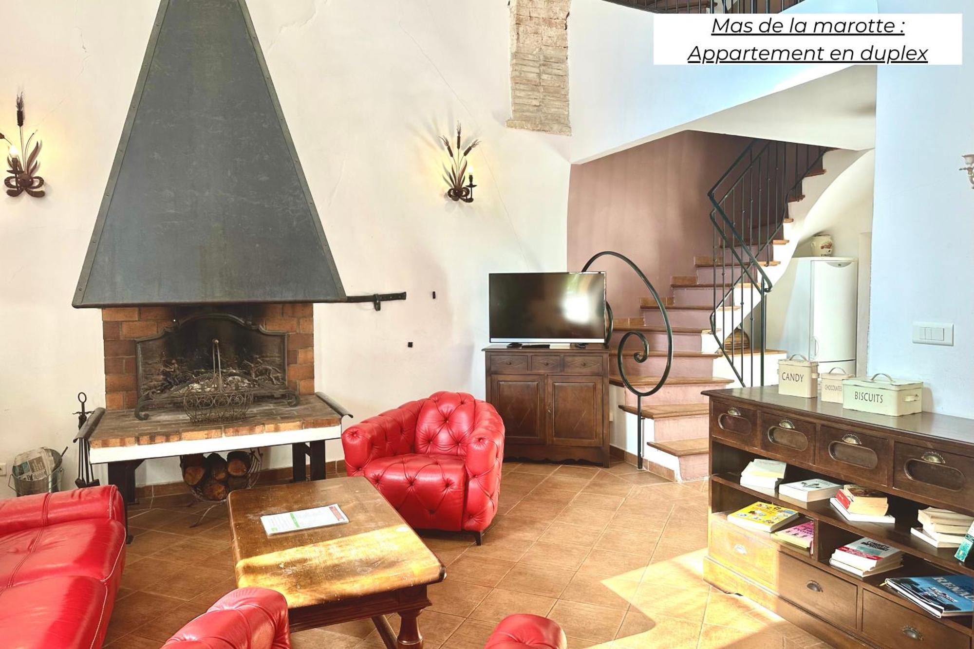 Domaine Les Terres De Saint-Hilaire Apartman Ollières Kültér fotó