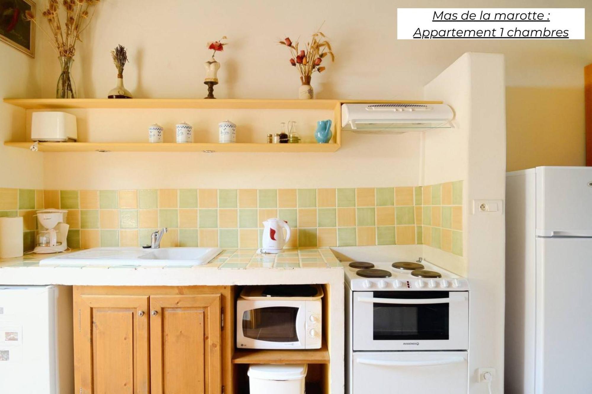 Domaine Les Terres De Saint-Hilaire Apartman Ollières Kültér fotó