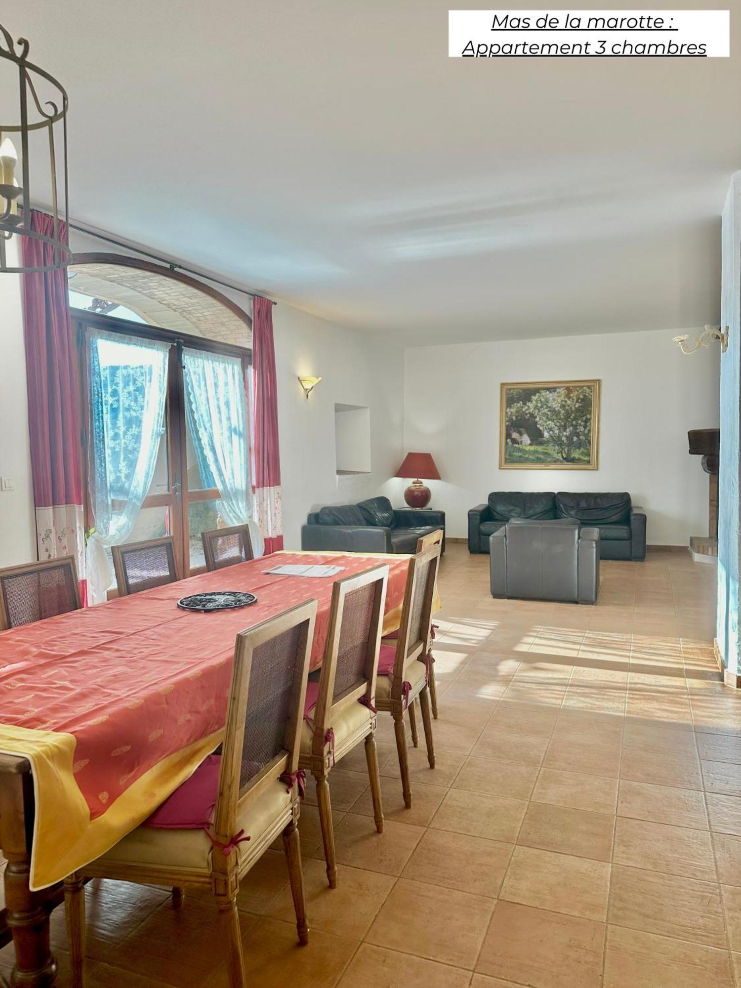 Domaine Les Terres De Saint-Hilaire Apartman Ollières Kültér fotó