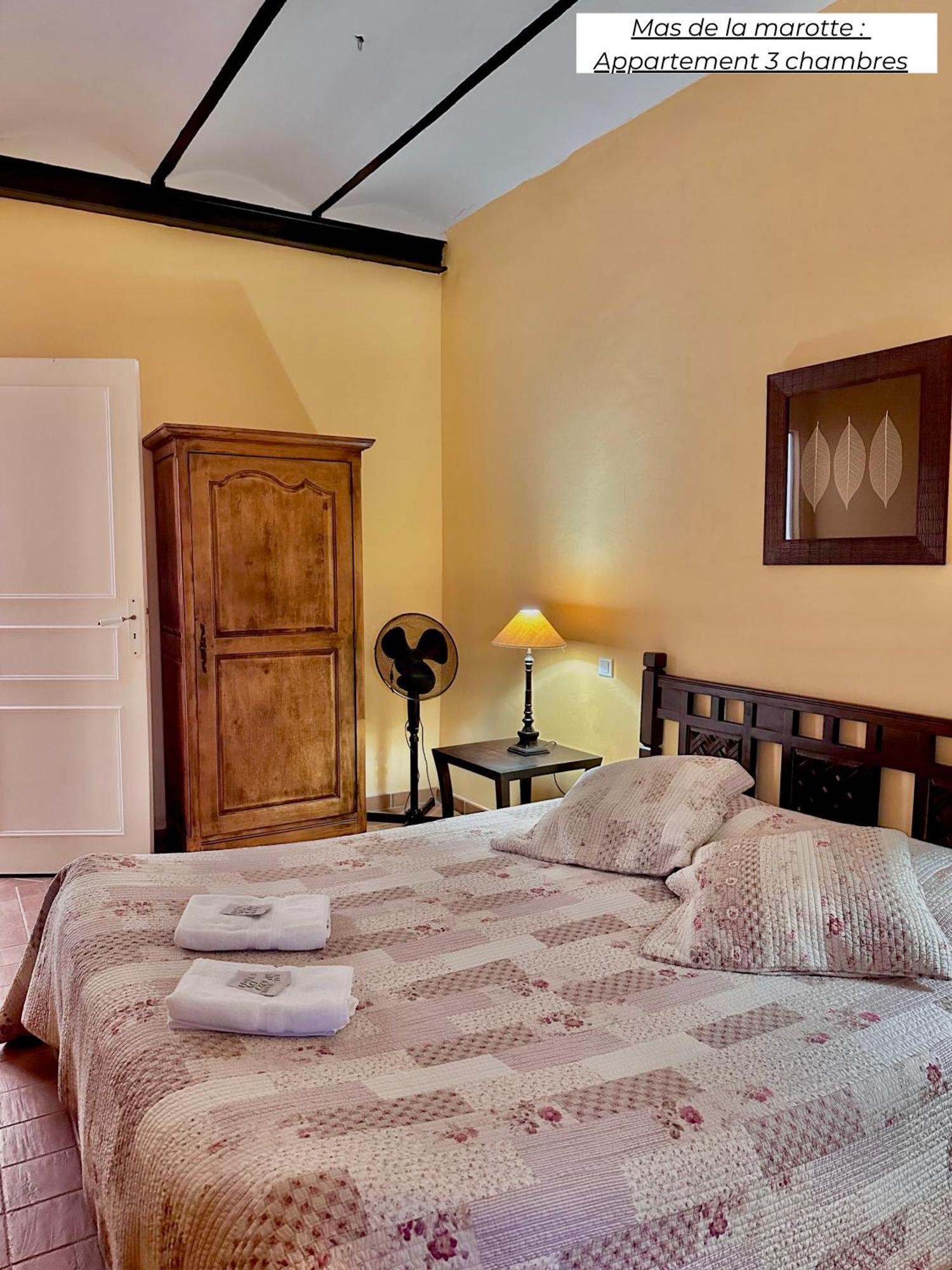 Domaine Les Terres De Saint-Hilaire Apartman Ollières Kültér fotó